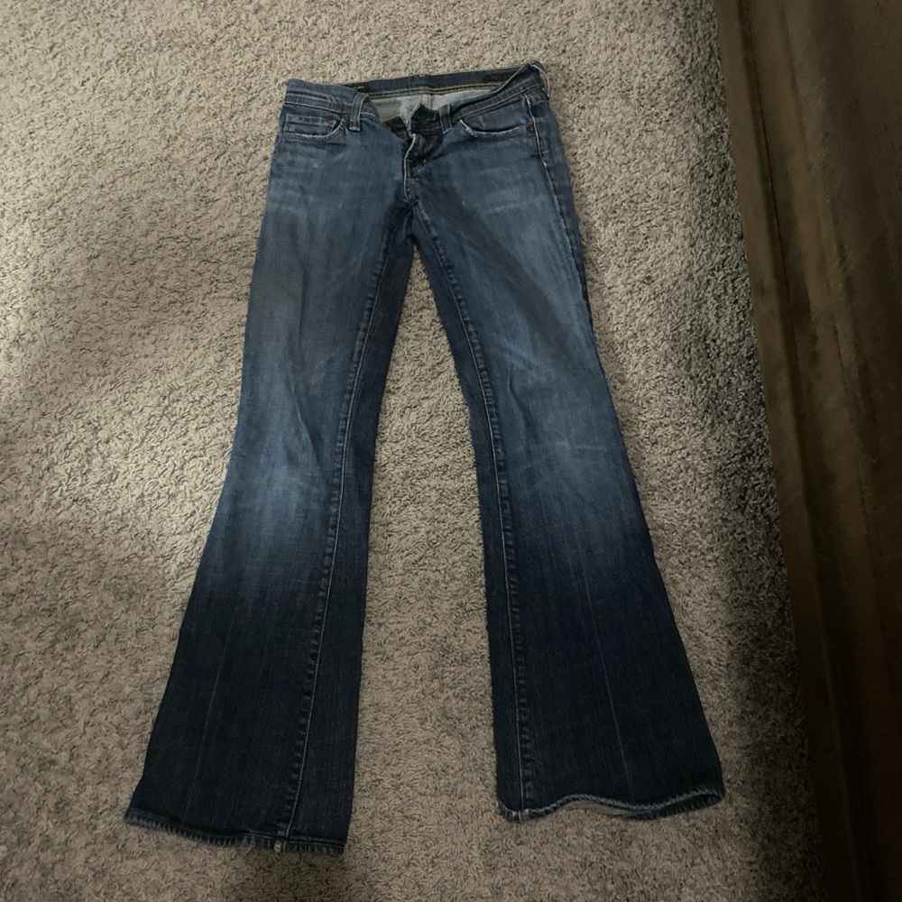 Dark wash low waisted jeans
